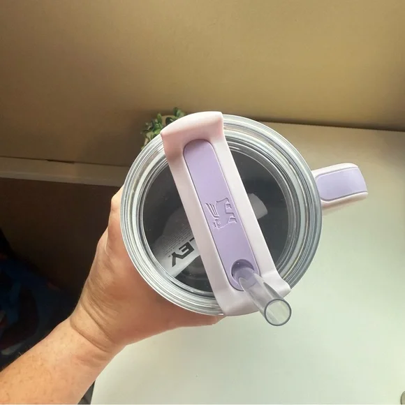 Stanley Quencher H2.0 FlowState Orchid Soft Matte 40 oz. Tumbler Water Cup NEW - Picture 6 of 7
